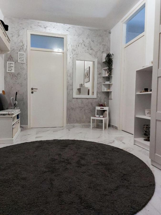 Apartment Brdo Pula Bagian luar foto