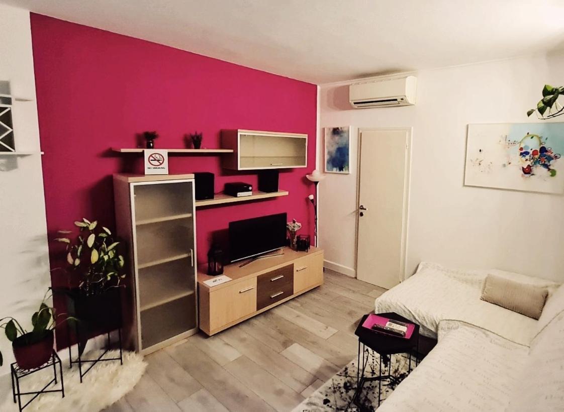 Apartment Brdo Pula Bagian luar foto